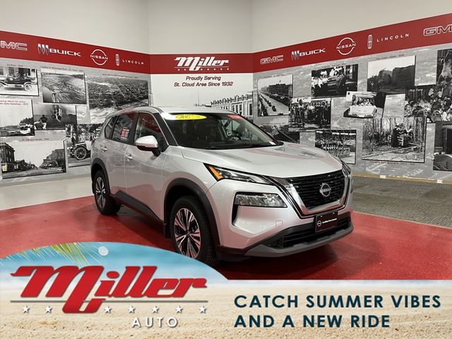 2022 Nissan Rogue SV