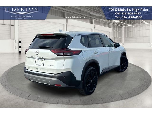 2022 Nissan Rogue SV