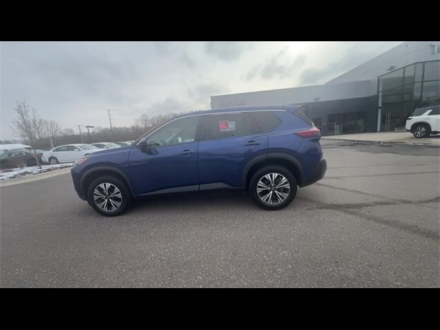 2022 Nissan Rogue SV