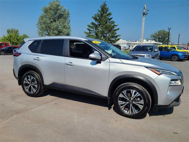 2022 Nissan Rogue SV