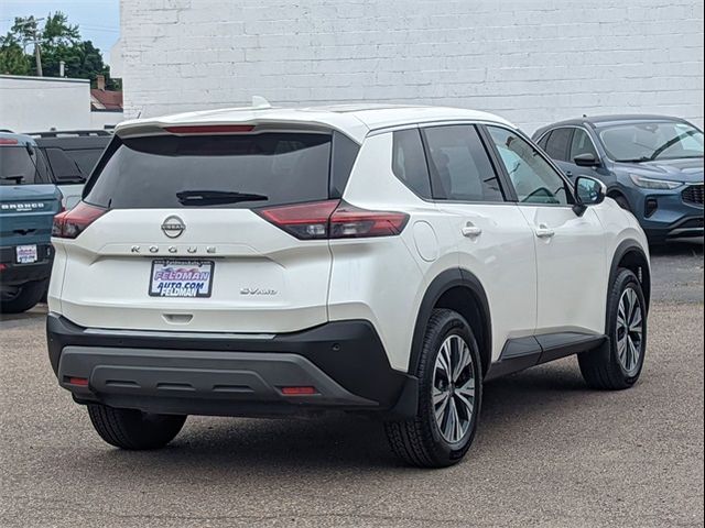 2022 Nissan Rogue SV