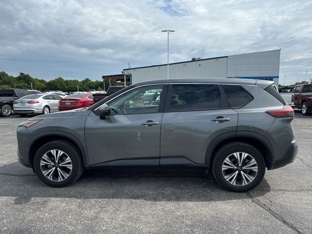 2022 Nissan Rogue SV