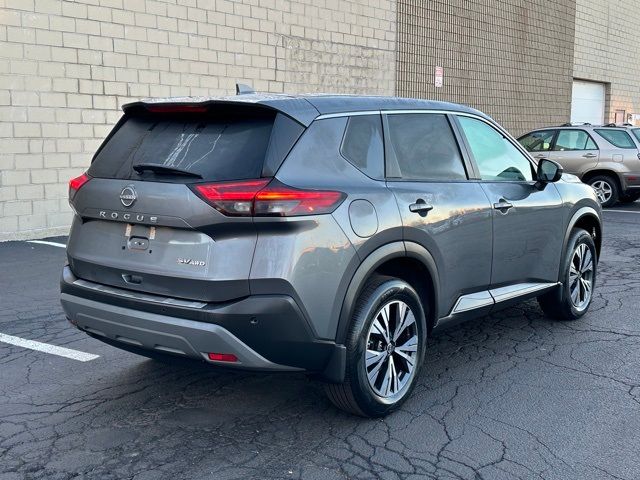 2022 Nissan Rogue SV