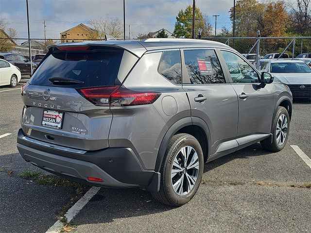 2022 Nissan Rogue SV