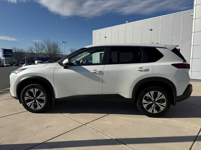 2022 Nissan Rogue SV