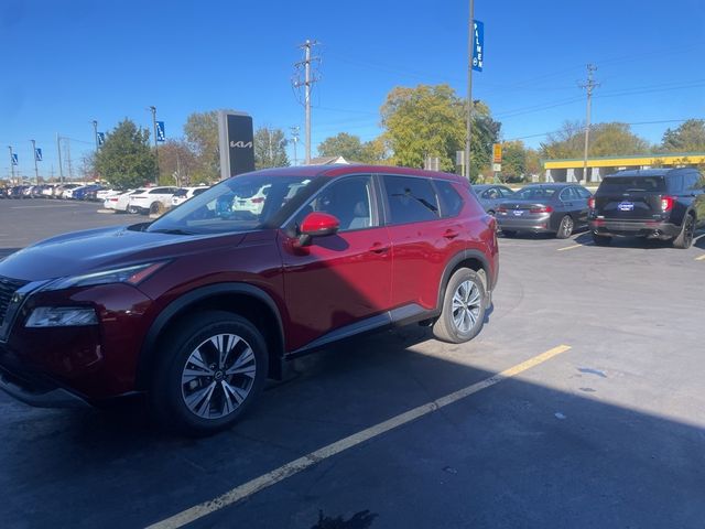 2022 Nissan Rogue SV