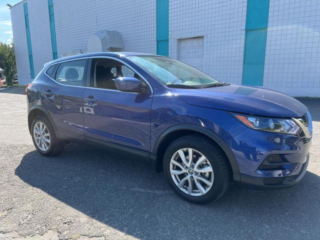 2022 Nissan Rogue Sport S