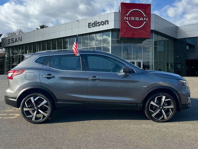 2022 Nissan Rogue Sport SL