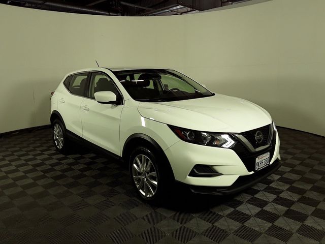 2022 Nissan Rogue Sport S