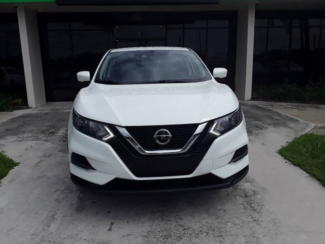 2022 Nissan Rogue Sport S