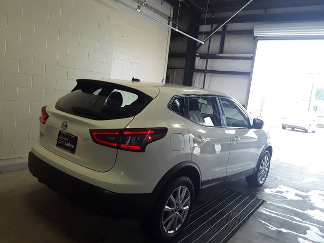 2022 Nissan Rogue Sport S