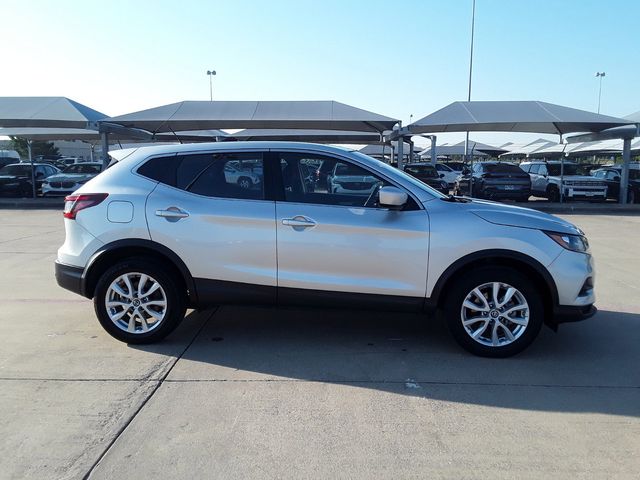 2022 Nissan Rogue Sport S