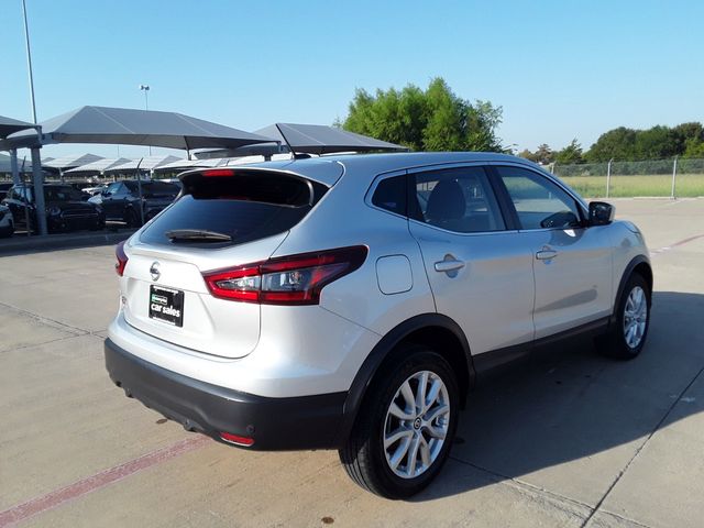 2022 Nissan Rogue Sport S