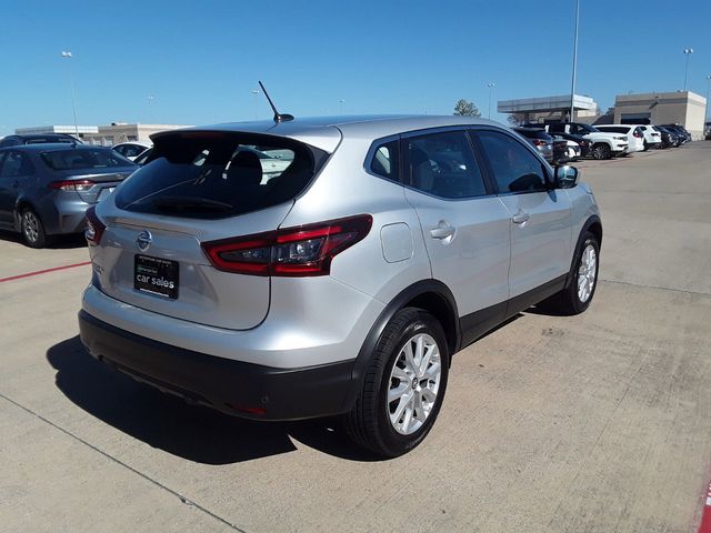 2022 Nissan Rogue Sport S