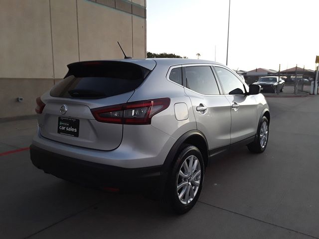 2022 Nissan Rogue Sport S