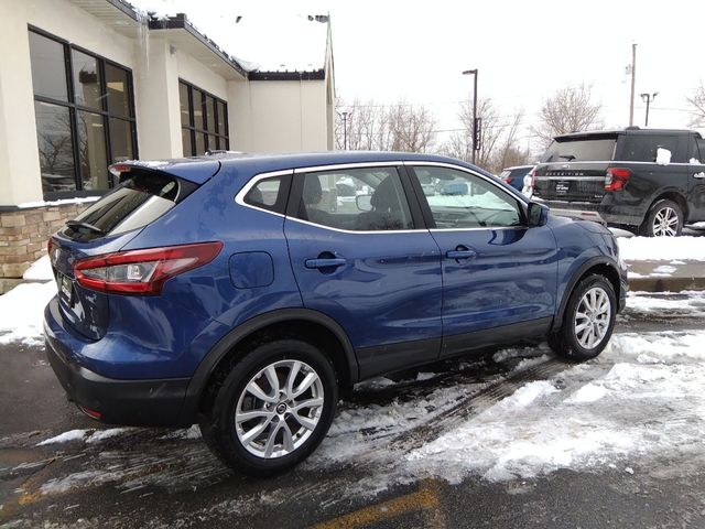 2022 Nissan Rogue Sport S