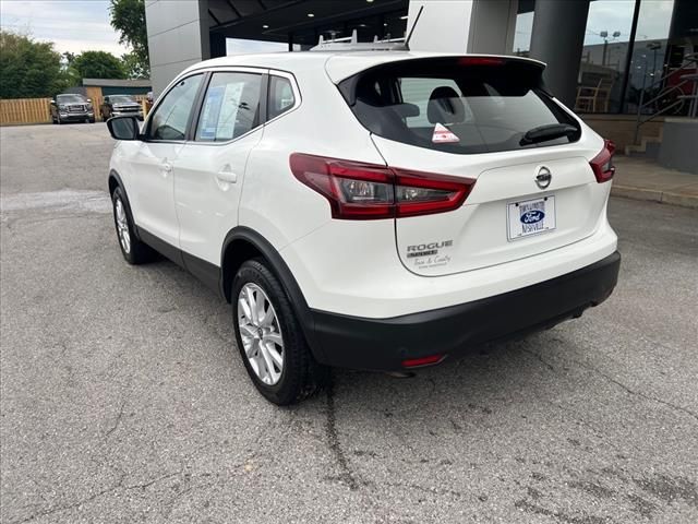 2022 Nissan Rogue Sport S