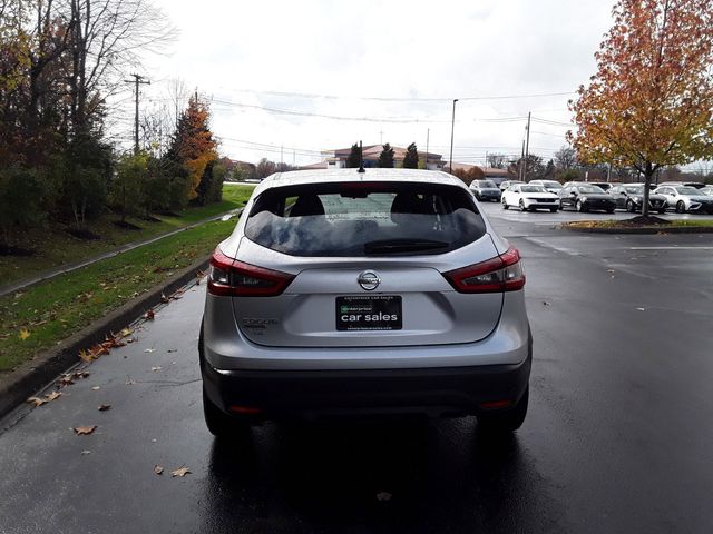 2022 Nissan Rogue Sport S