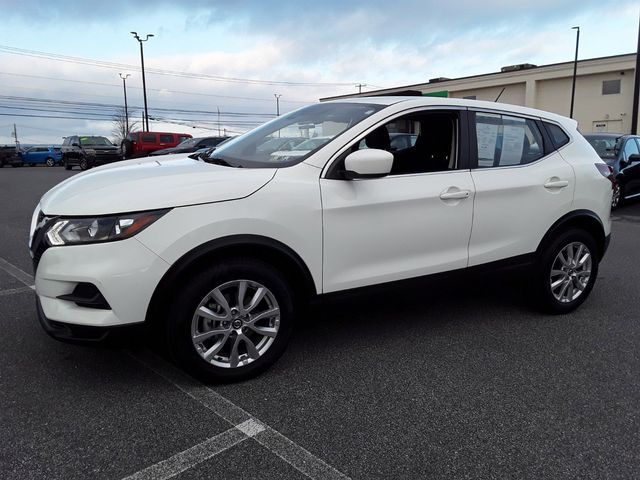 2022 Nissan Rogue Sport S