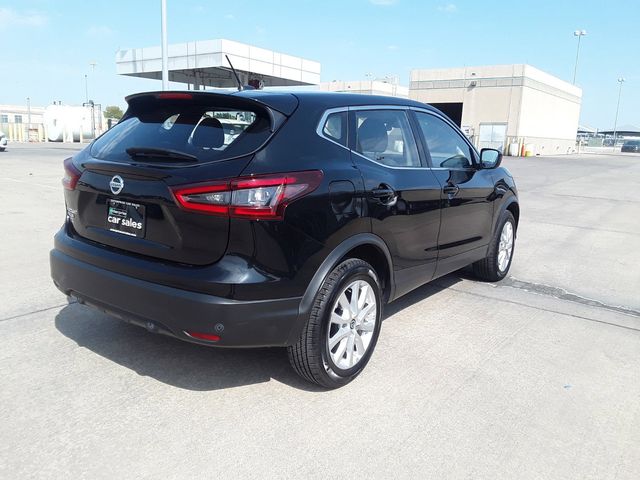 2022 Nissan Rogue Sport S