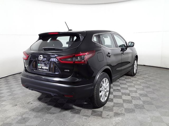 2022 Nissan Rogue Sport S