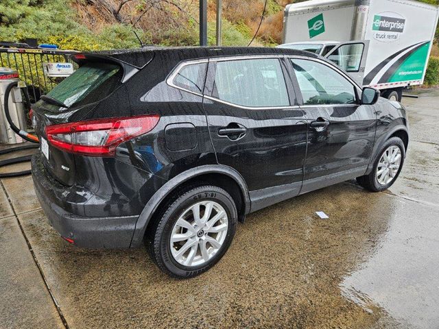 2022 Nissan Rogue Sport S