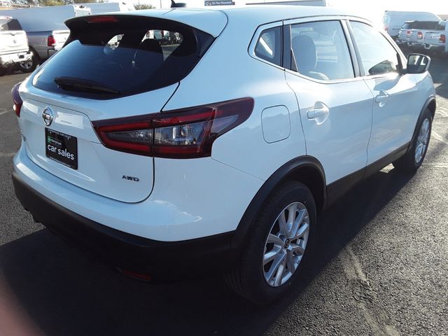 2022 Nissan Rogue Sport S