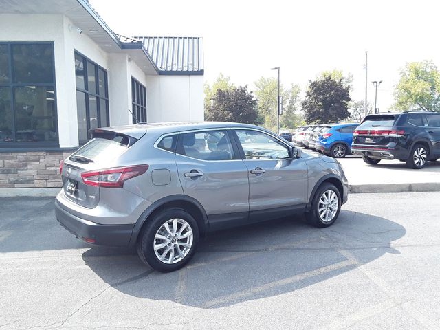 2022 Nissan Rogue Sport S