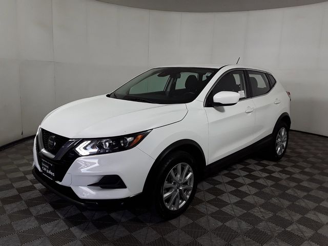 2022 Nissan Rogue Sport S