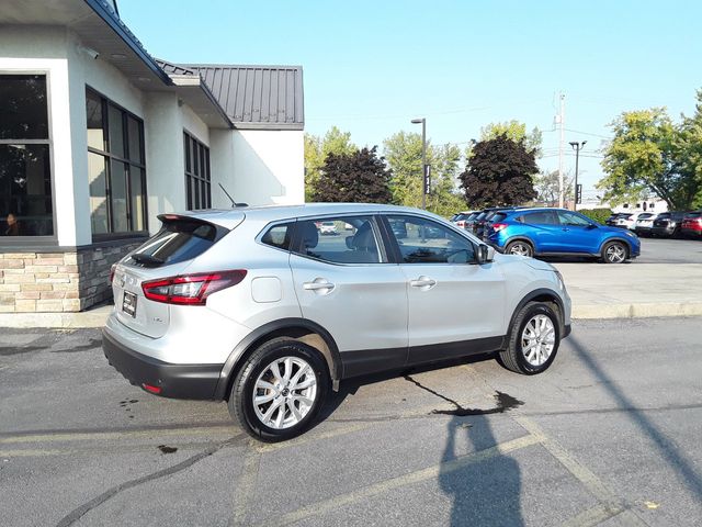 2022 Nissan Rogue Sport S