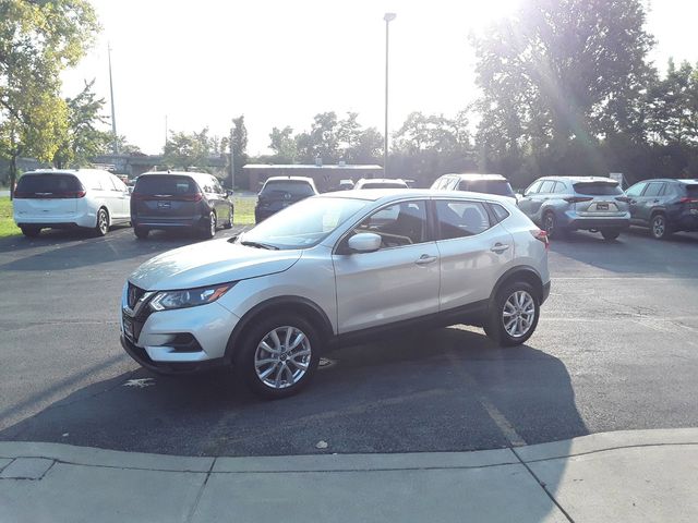 2022 Nissan Rogue Sport S