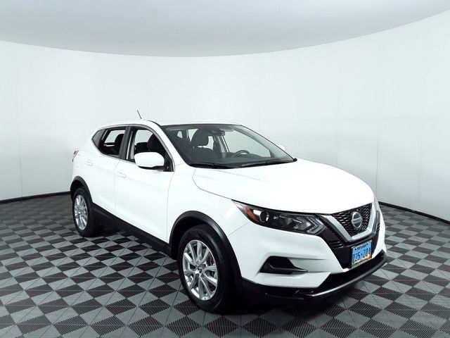 2022 Nissan Rogue Sport S