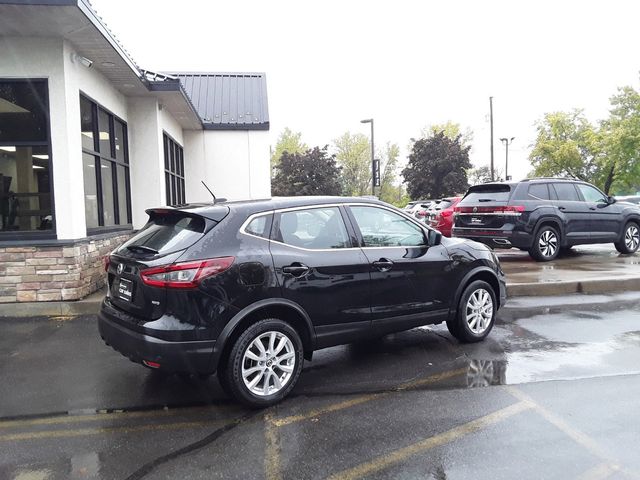 2022 Nissan Rogue Sport S