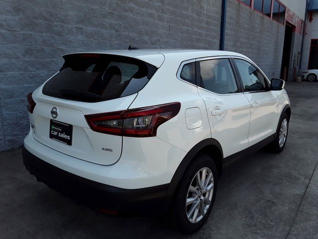 2022 Nissan Rogue Sport S