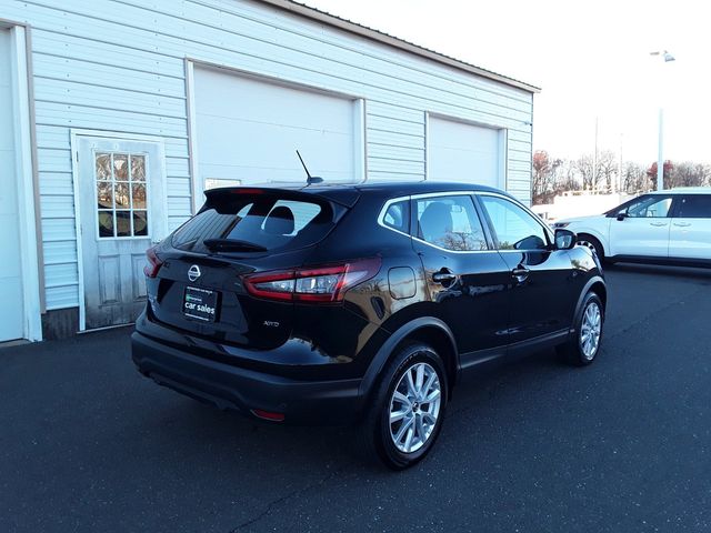 2022 Nissan Rogue Sport S