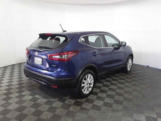 2022 Nissan Rogue Sport S