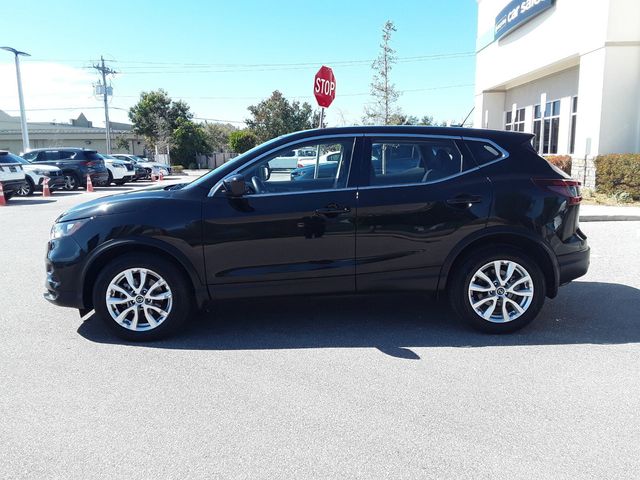 2022 Nissan Rogue Sport S