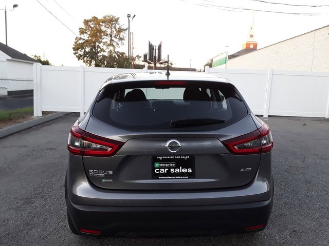 2022 Nissan Rogue Sport S