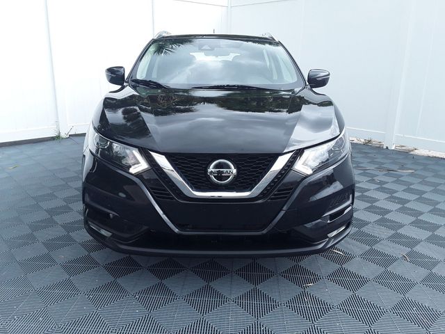 2022 Nissan Rogue Sport SV