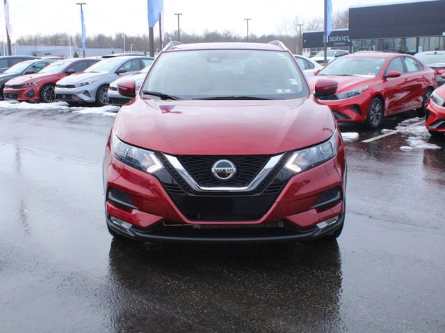 2022 Nissan Rogue Sport SV