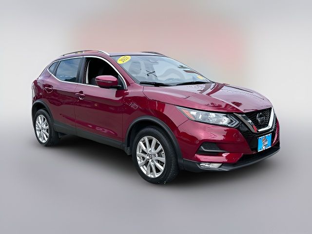 2022 Nissan Rogue Sport SV