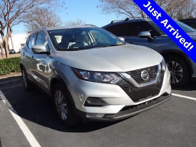 2022 Nissan Rogue Sport SV