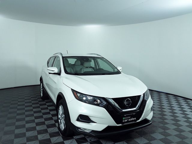 2022 Nissan Rogue Sport SV