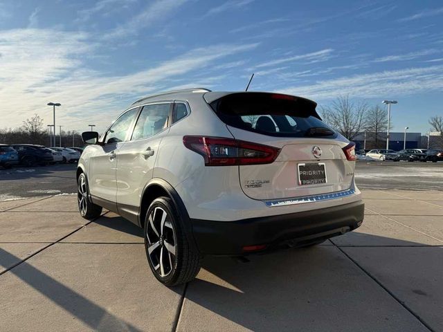 2022 Nissan Rogue Sport SL