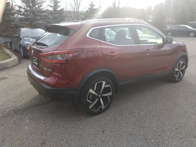 2022 Nissan Rogue Sport SL