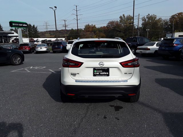 2022 Nissan Rogue Sport SL