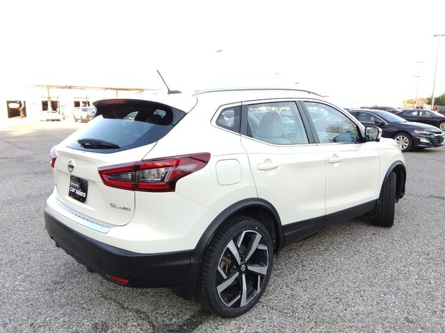 2022 Nissan Rogue Sport SL