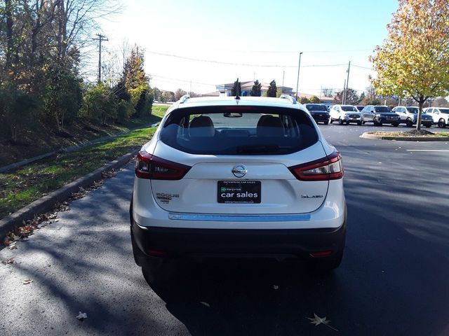 2022 Nissan Rogue Sport SL