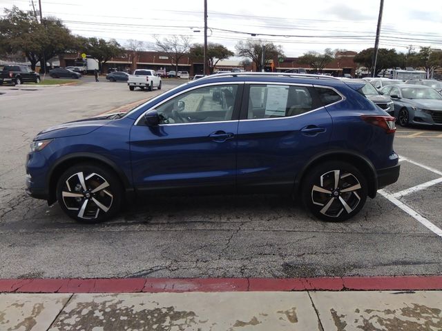 2022 Nissan Rogue Sport SL