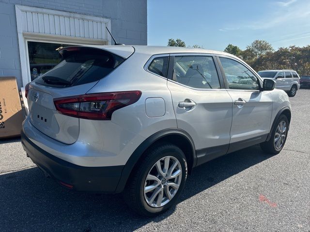 2022 Nissan Rogue Sport S